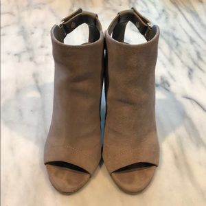 VINCE Suede Heels